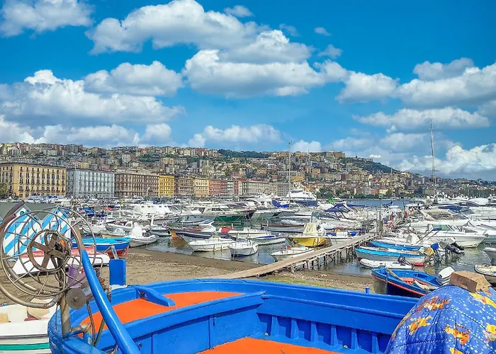 Beautiful Apartment In Napoli With Wifi